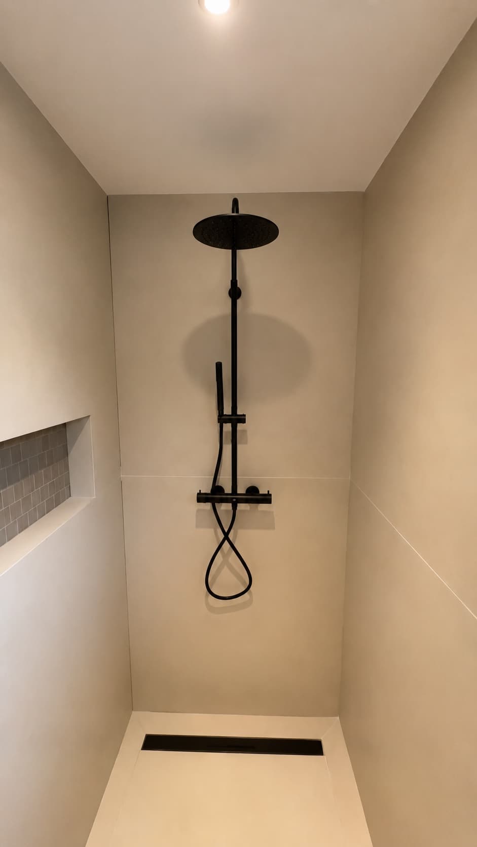 Luxe wellnessbadkamer in Huizen – Detail 3